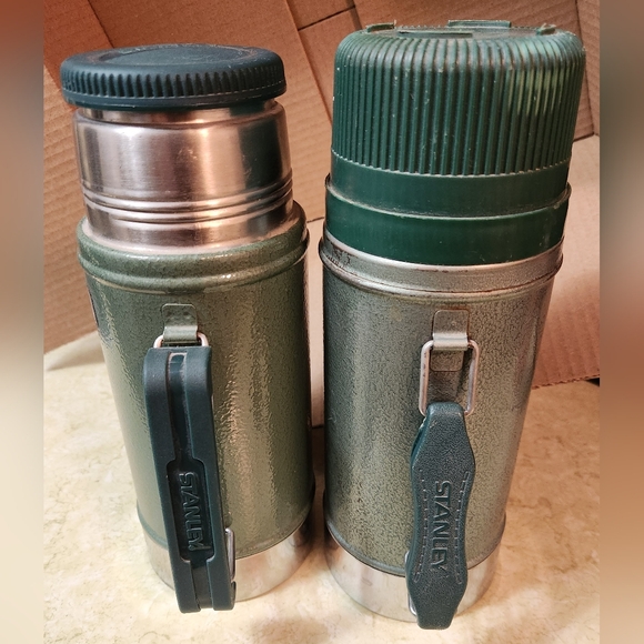 Vintage Stanley Classic Green Thermos Pair - Picture 2 of 10